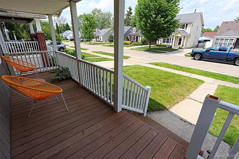 1149 Cambridge Road Berkley City, MI 48072