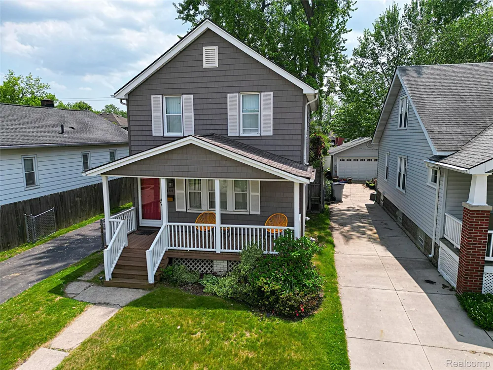 1149 Cambridge Road Berkley City, MI 48072