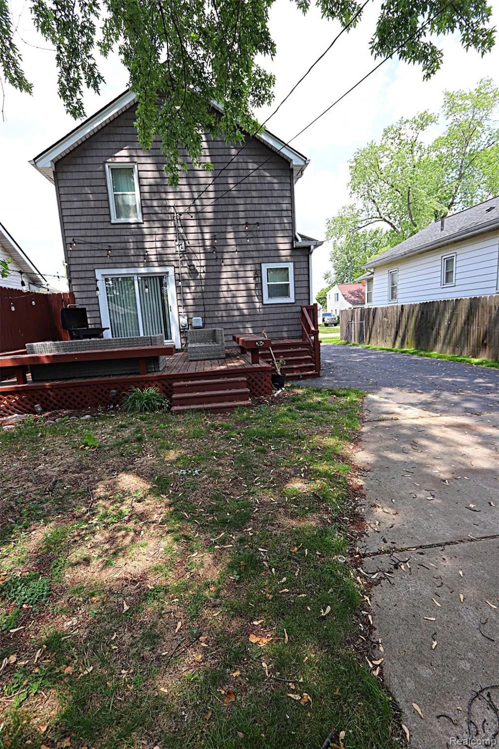 1149 Cambridge Road Berkley City, MI 48072
