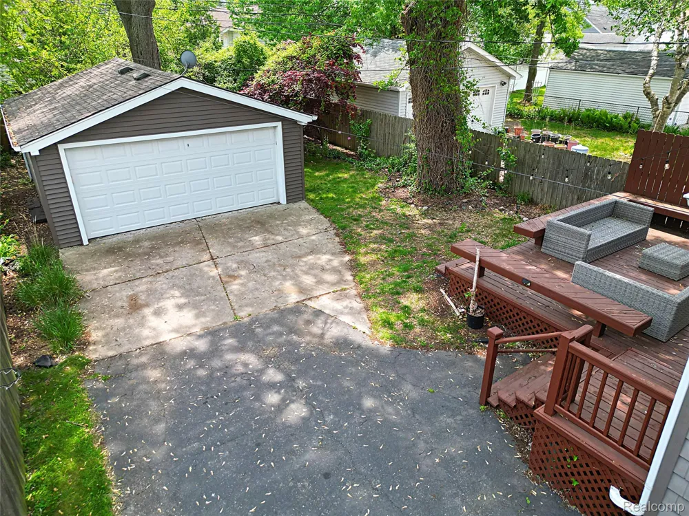 1149 Cambridge Road Berkley City, MI 48072