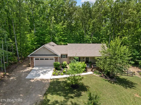 4117 Chica Rd