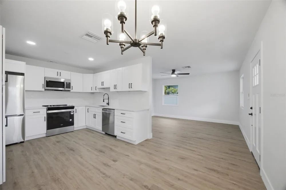 1333 OVERLEA STREET Clearwater, FL 33755