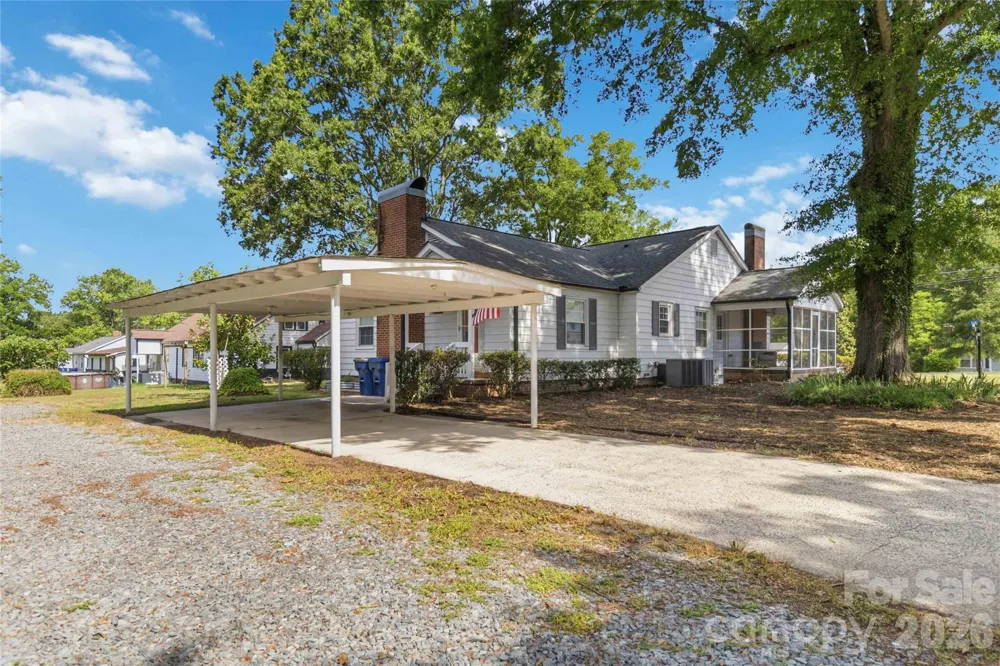 201 W Elm Street Wingate, NC 28174