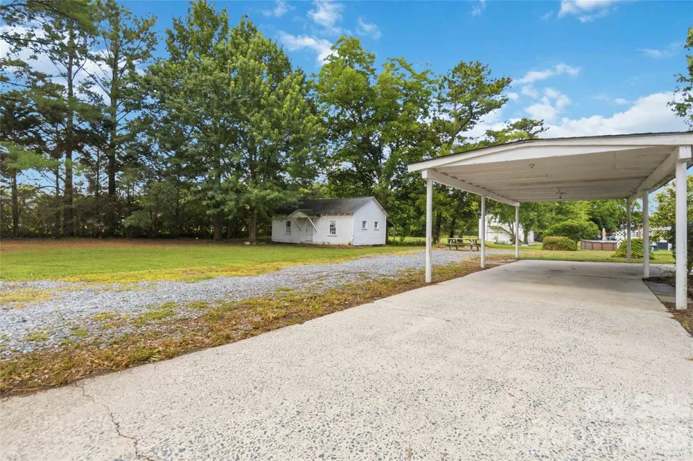 201 W Elm Street Wingate, NC 28174
