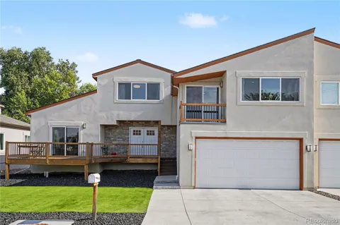 8672 W 49th Place