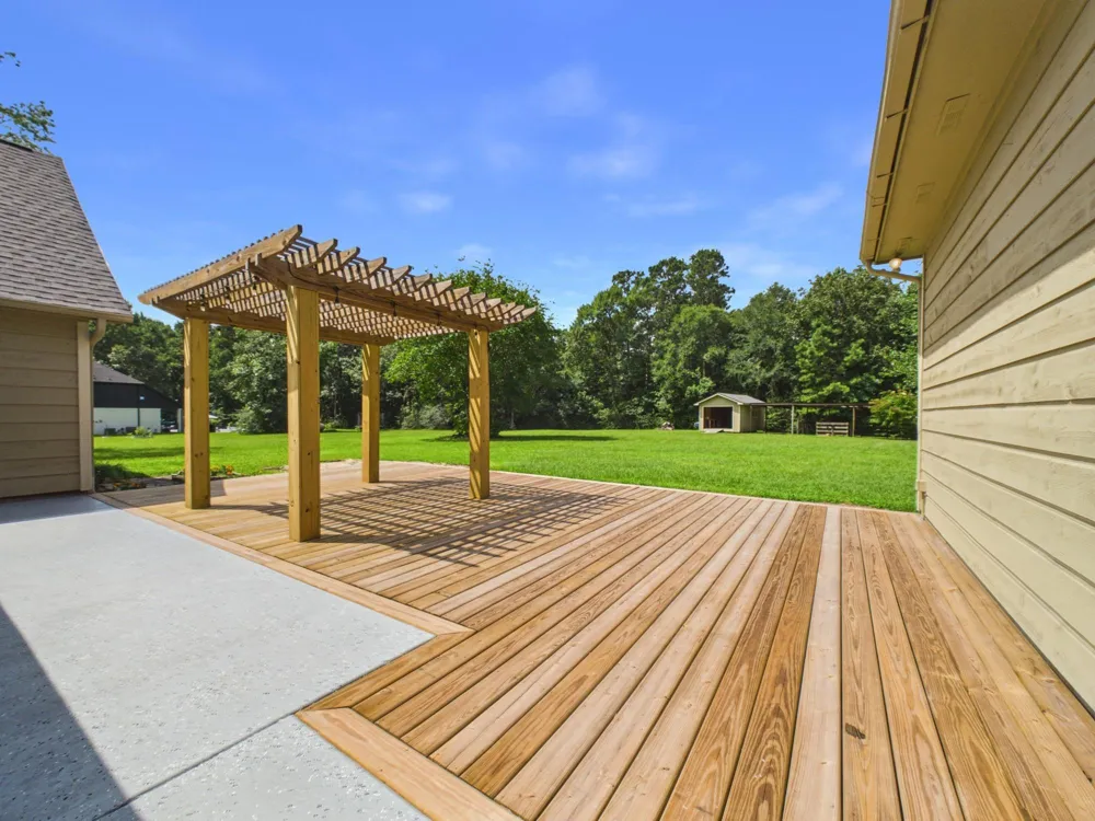 260 W West Ridge Drive Coldspring, TX 77331