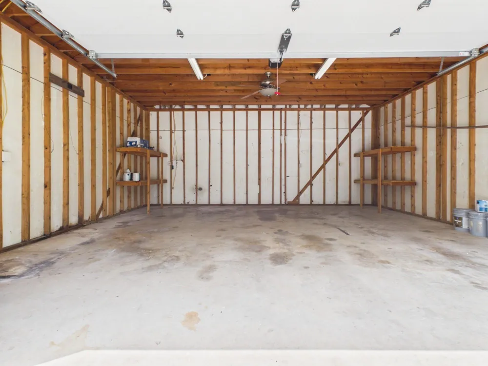 260 W West Ridge Drive Coldspring, TX 77331