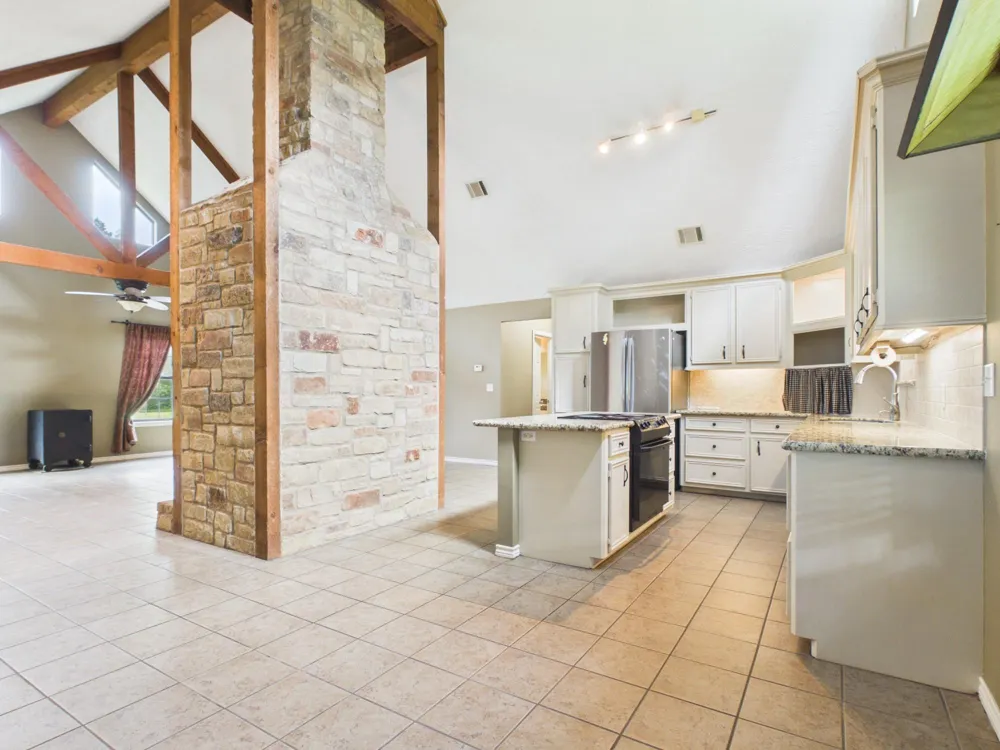 260 W West Ridge Drive Coldspring, TX 77331
