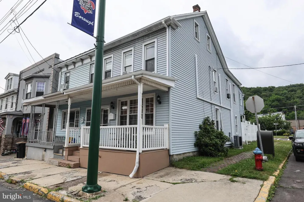 300 S 2ND STREET Saint Clair, PA 17970
