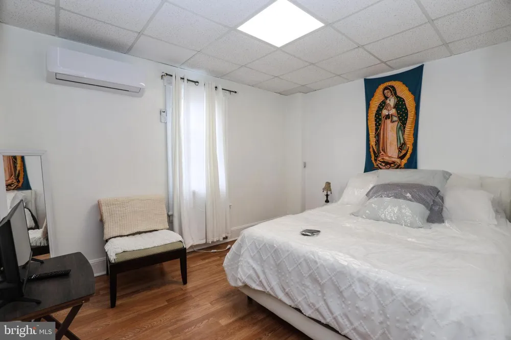300 S 2ND STREET Saint Clair, PA 17970