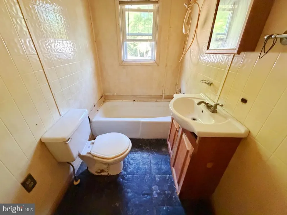 10531 HARRISON ROAD Berlin, MD 21811