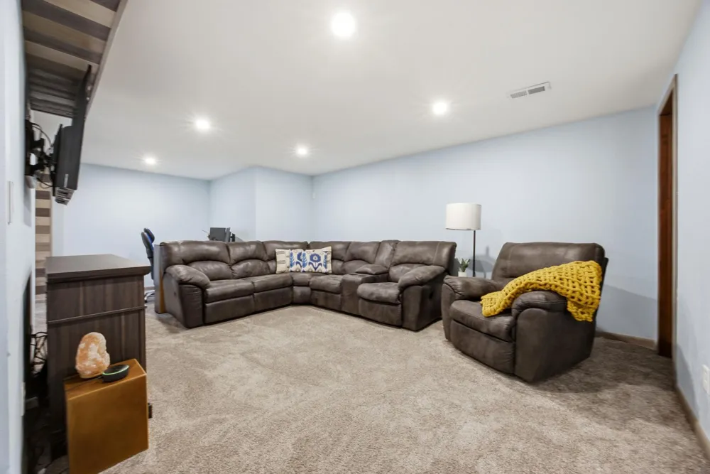 1221 Roosevelt Avenue Detroit Lakes, MN 56501