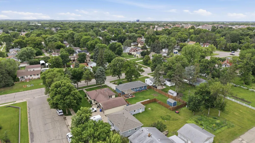 1221 Roosevelt Avenue Detroit Lakes, MN 56501