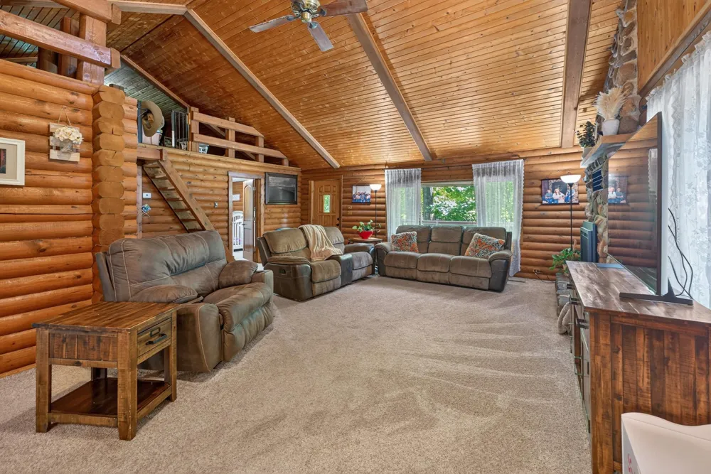 11897 Elm Circle Pine City, MN 55063