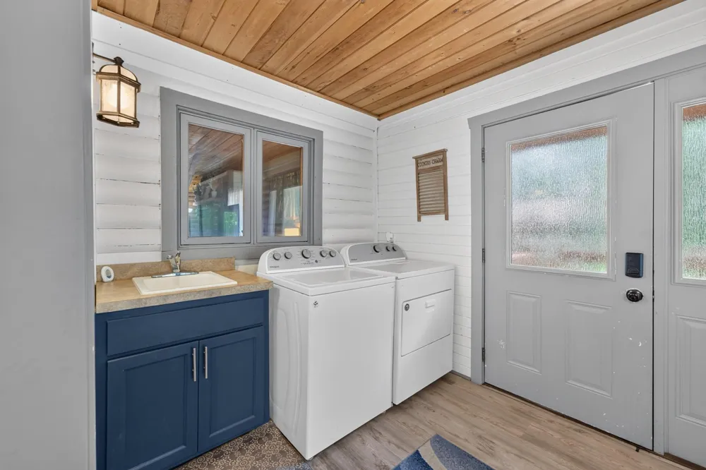 11897 Elm Circle Pine City, MN 55063