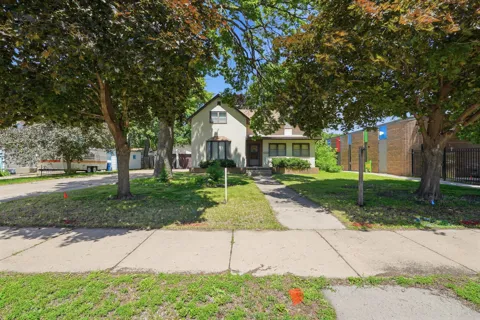 1218 4th Street NW