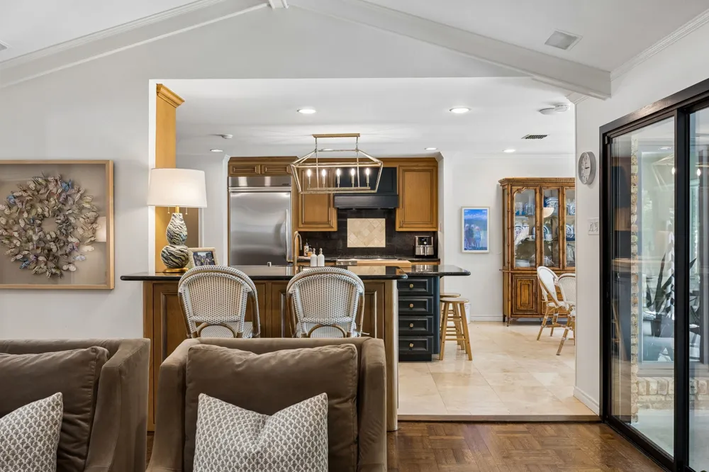 6929 Elmridge Drive Dallas, TX 75240