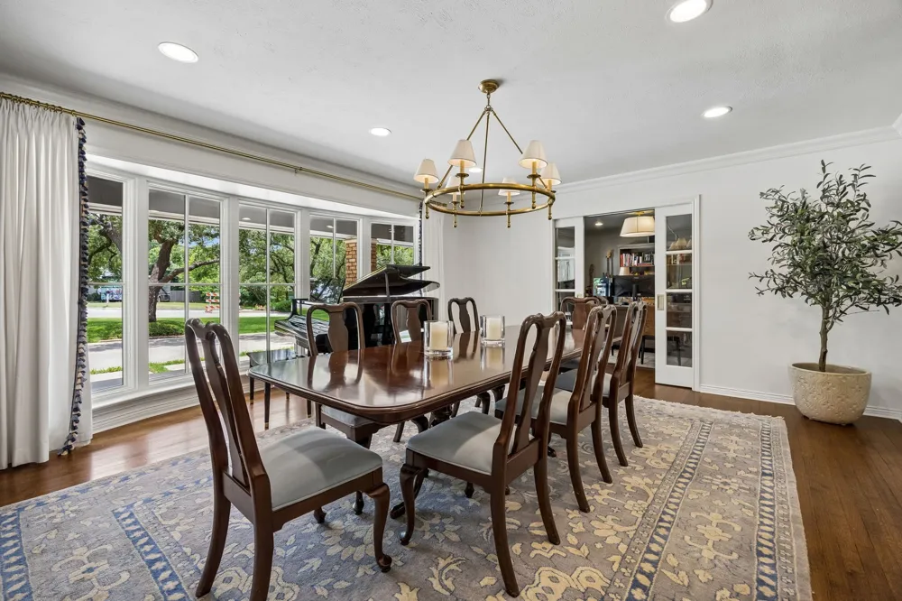 6929 Elmridge Drive Dallas, TX 75240