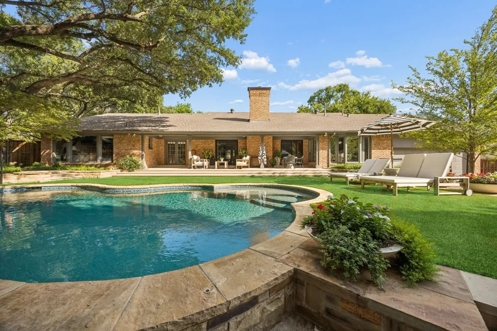 6929 Elmridge Drive Dallas, TX 75240