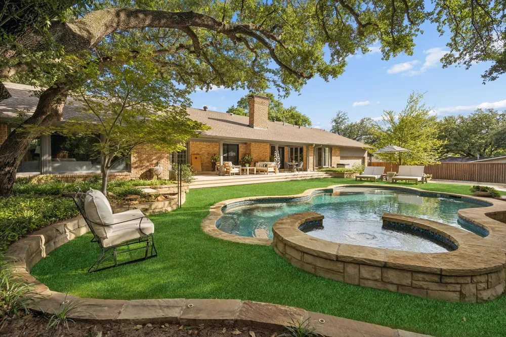 6929 Elmridge Drive Dallas, TX 75240