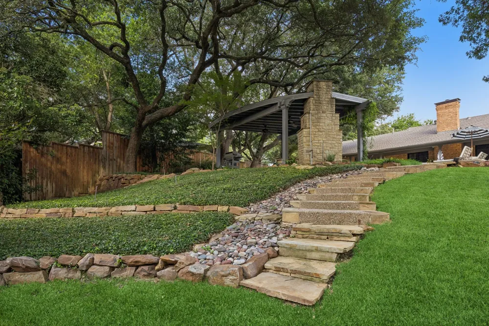 6929 Elmridge Drive Dallas, TX 75240