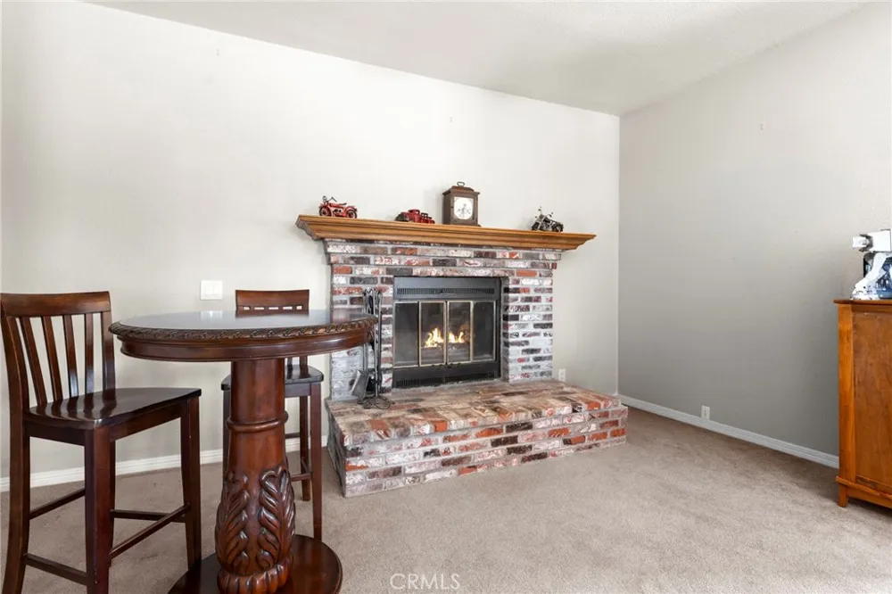 33923 53rd St W Acton, CA 93510