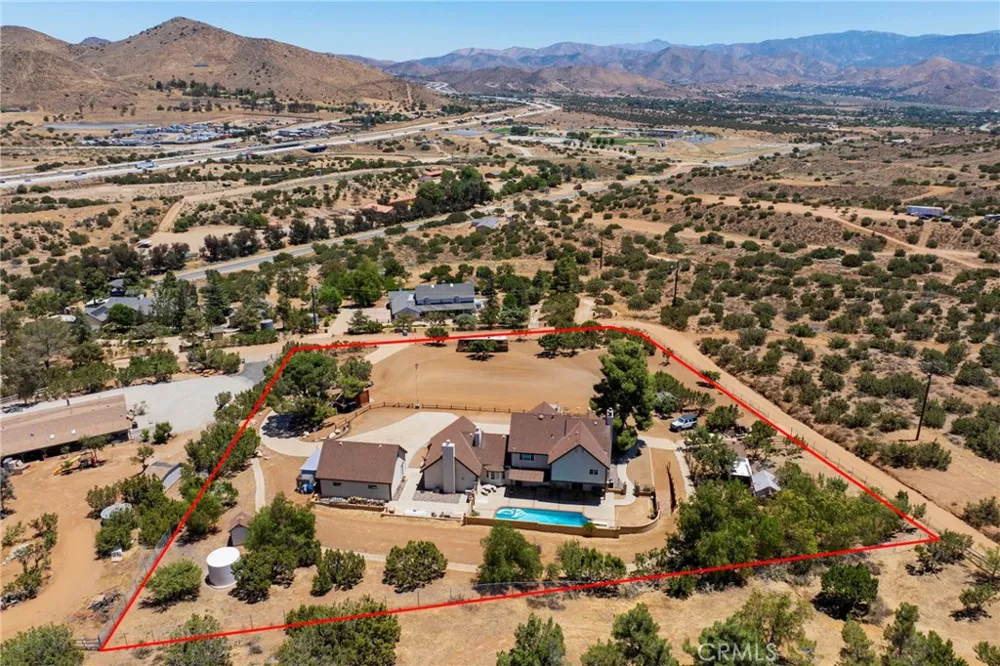 33923 53rd St W Acton, CA 93510