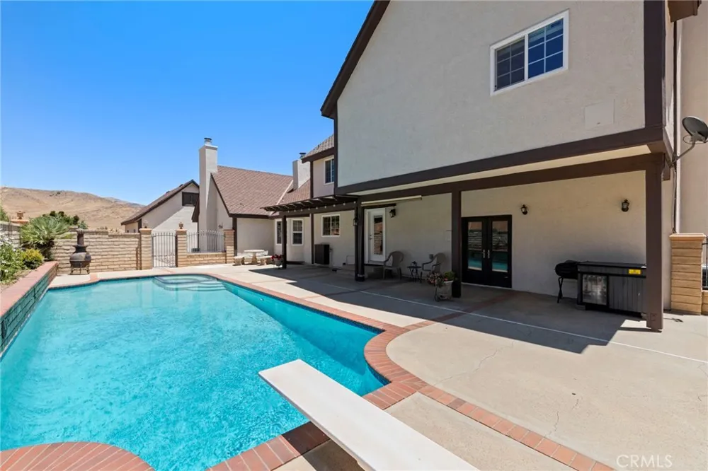 33923 53rd St W Acton, CA 93510