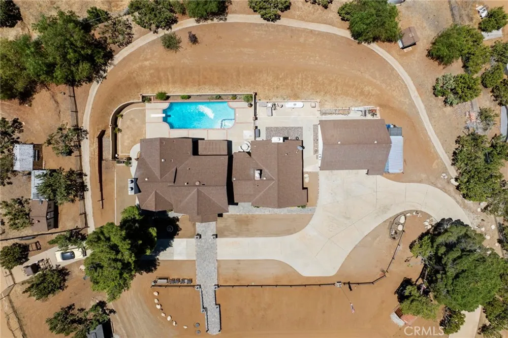 33923 53rd St W Acton, CA 93510