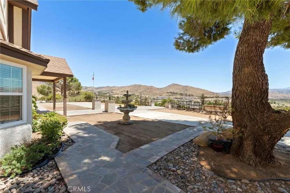 33923 53rd St W Acton, CA 93510