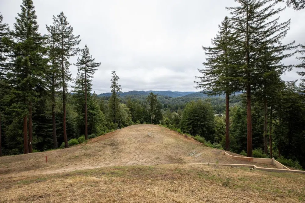 2320 Newell Drive Aptos, CA 95003