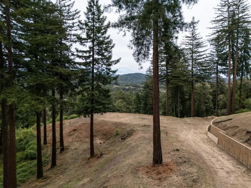 2320 Newell Drive Aptos, CA 95003