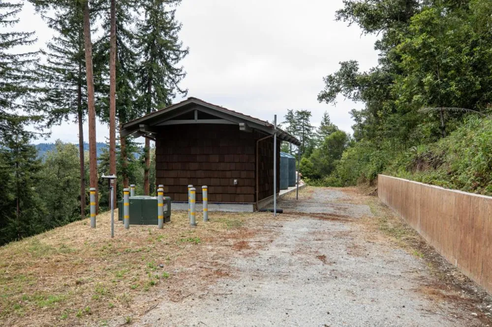2320 Newell Drive Aptos, CA 95003