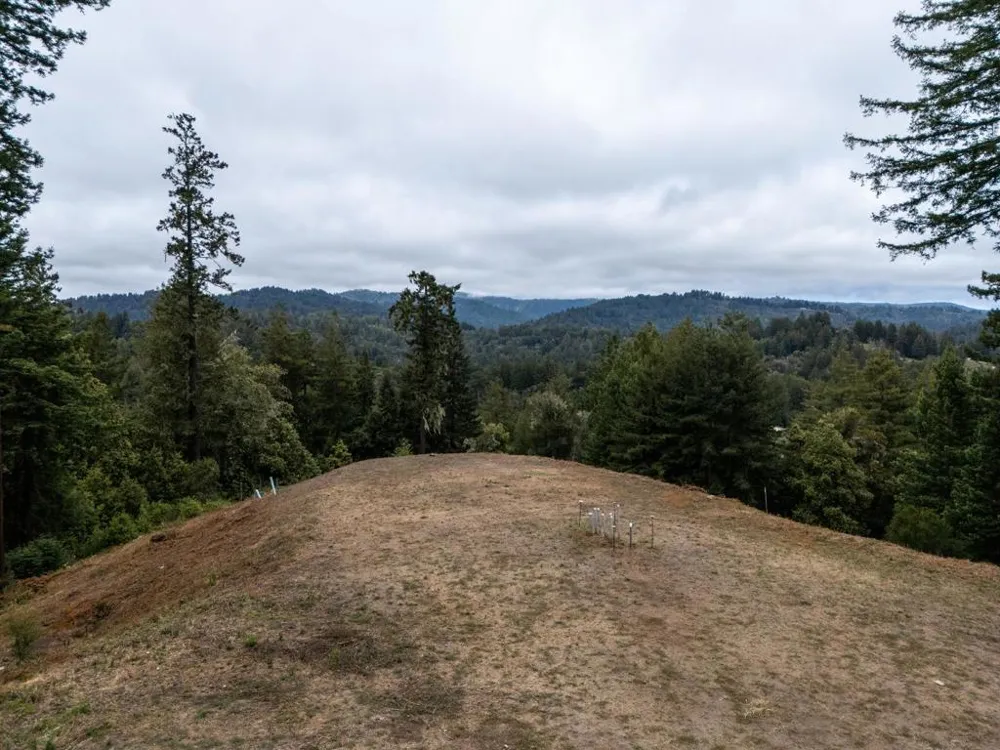 2320 Newell Drive Aptos, CA 95003