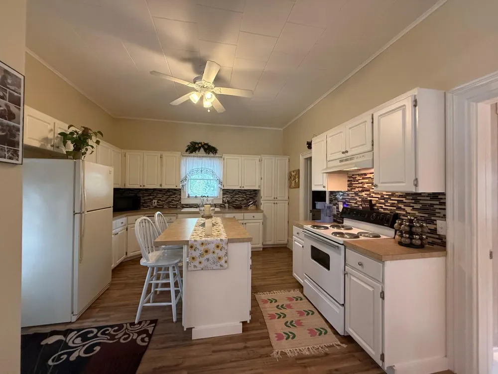 603 S George Street Ludington City, MI 49431