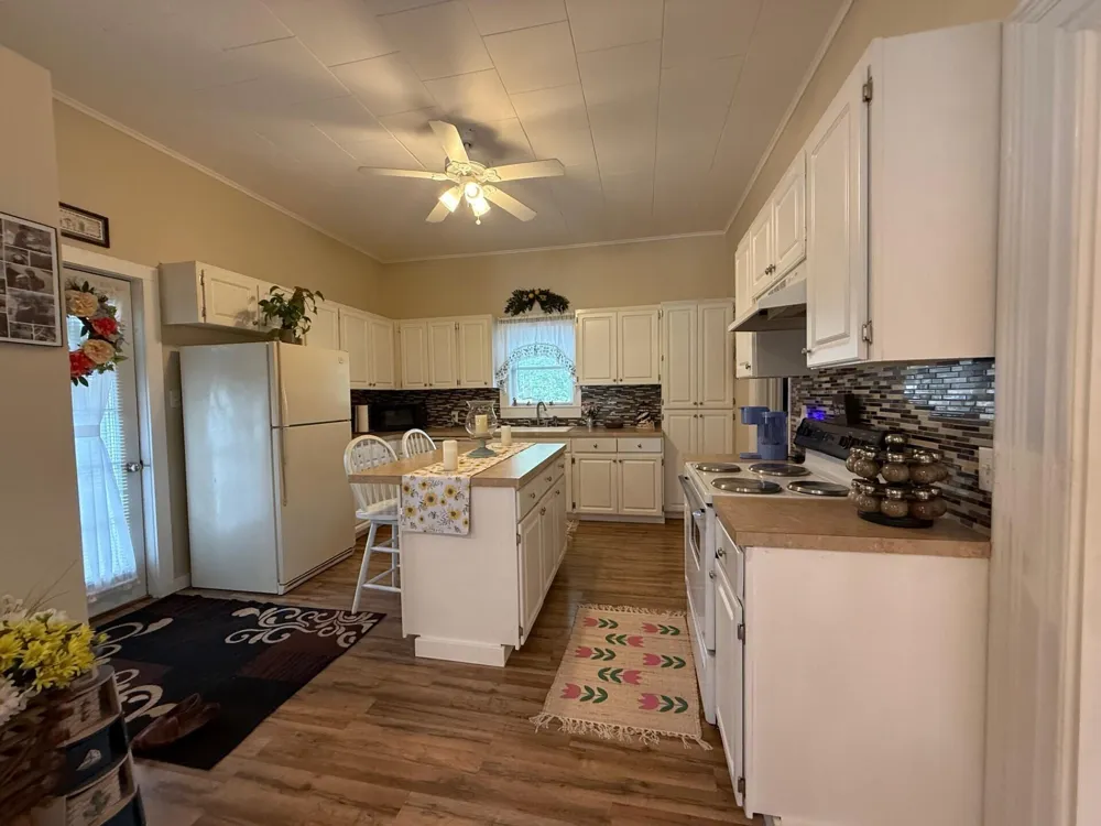 603 S George Street Ludington City, MI 49431