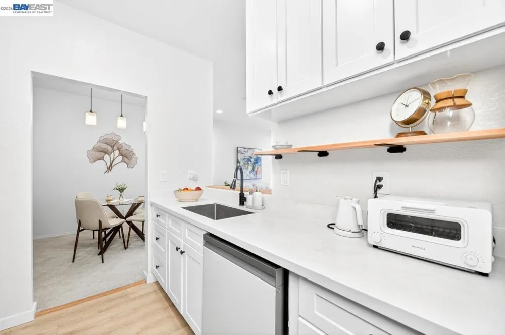 39931 Cedar Blvd #309 Newark, CA 94560
