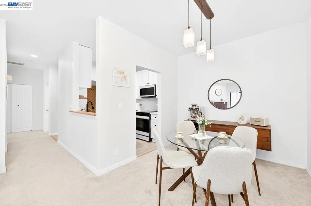 39931 Cedar Blvd #309 Newark, CA 94560