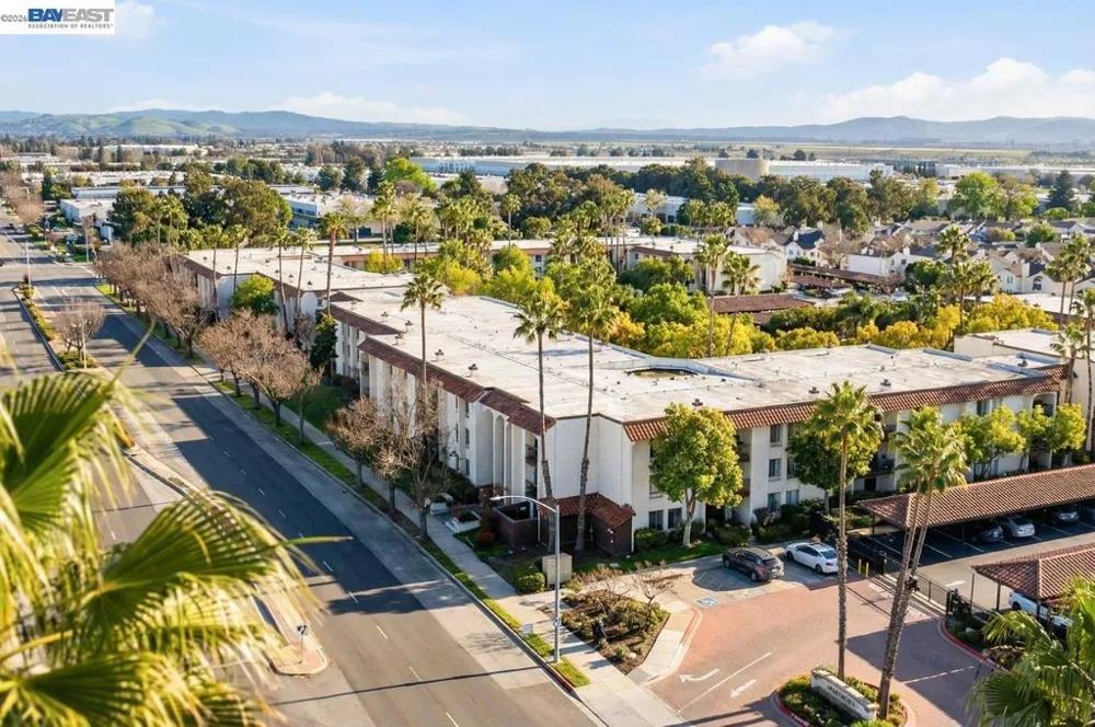 39931 Cedar Blvd #309 Newark, CA 94560