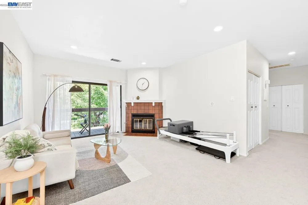 39931 Cedar Blvd #309 Newark, CA 94560