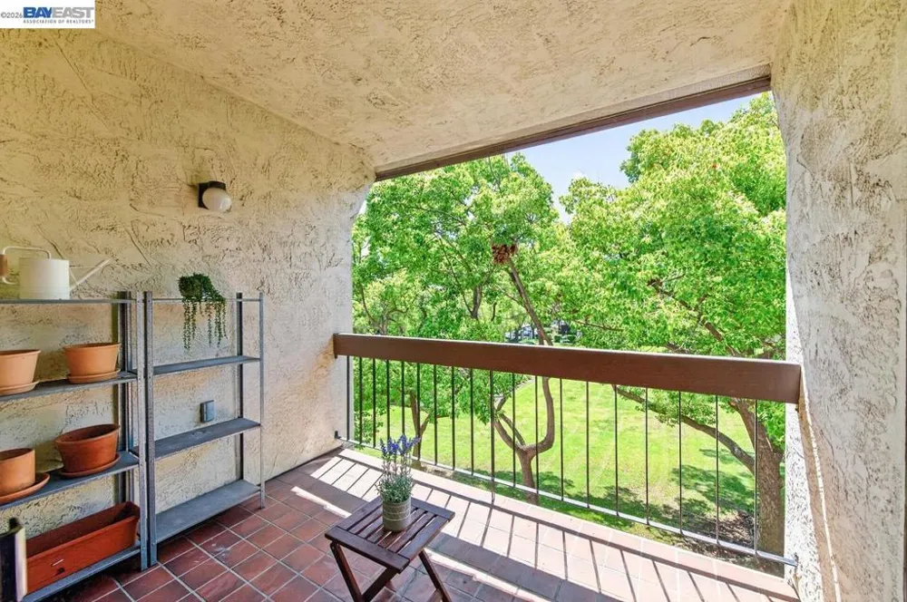 39931 Cedar Blvd #309 Newark, CA 94560