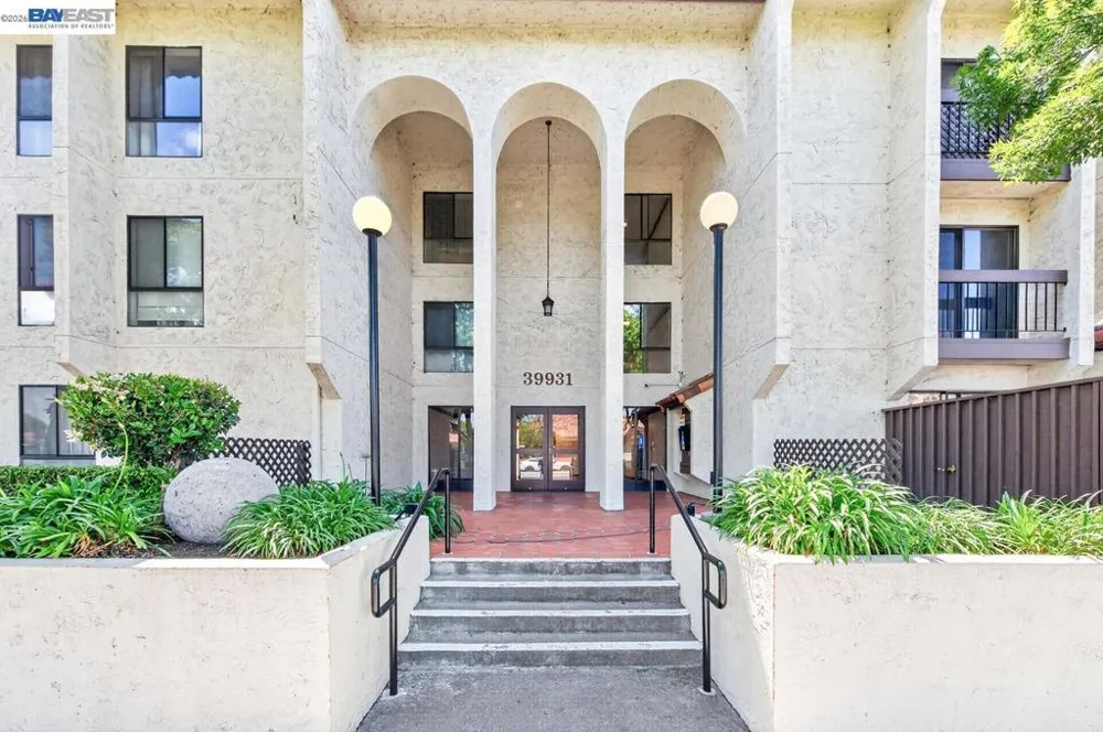 39931 Cedar Blvd #309 Newark, CA 94560