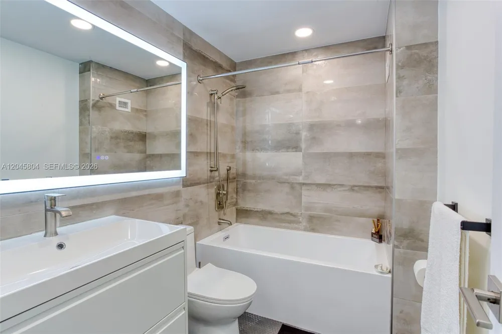1500 S Ocean Dr #PHE Hollywood, FL 33019