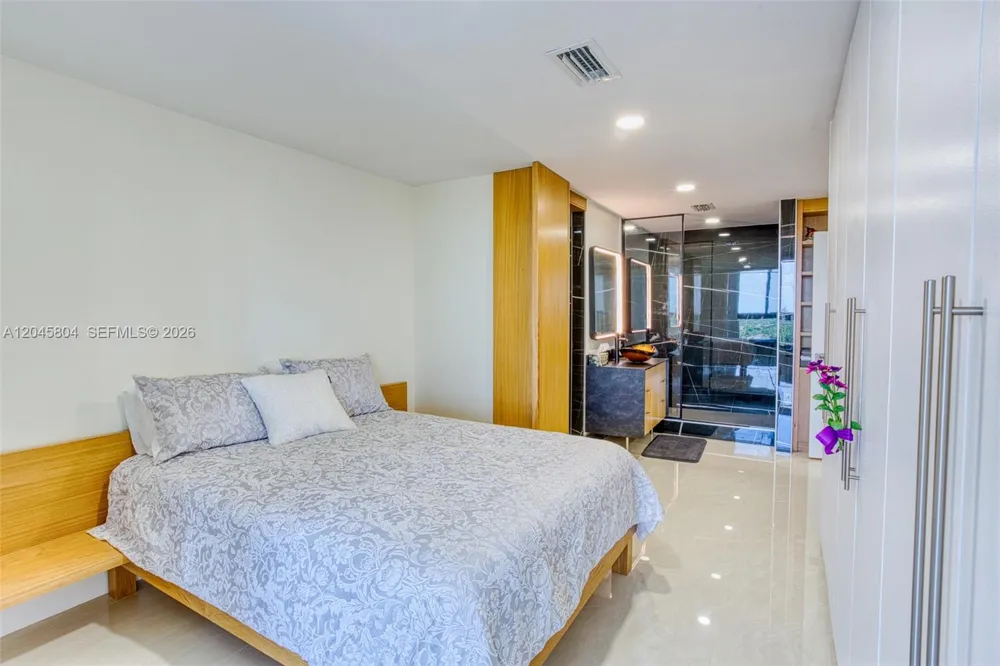 1500 S Ocean Dr #PHE Hollywood, FL 33019