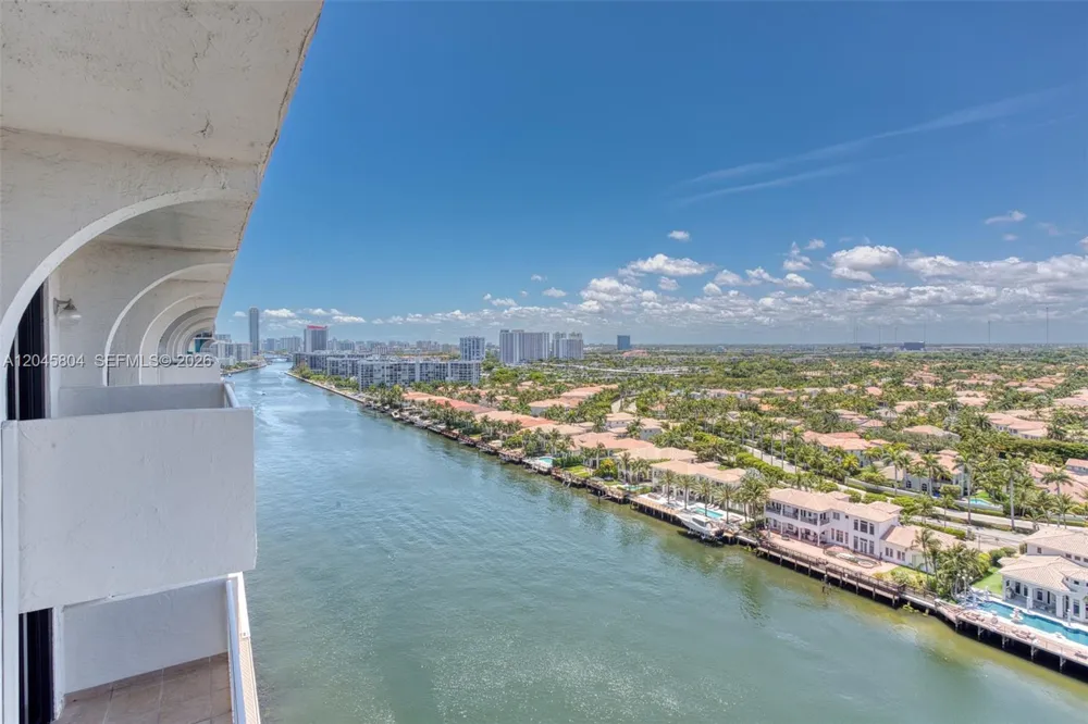 1500 S Ocean Dr #PHE Hollywood, FL 33019