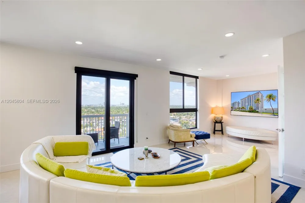 1500 S Ocean Dr #PHE Hollywood, FL 33019