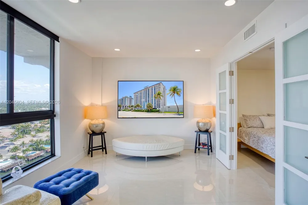 1500 S Ocean Dr #PHE Hollywood, FL 33019