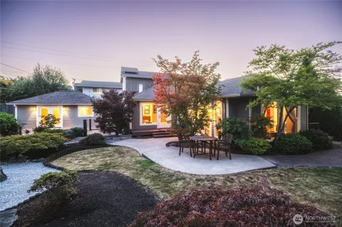 809 33rd Street