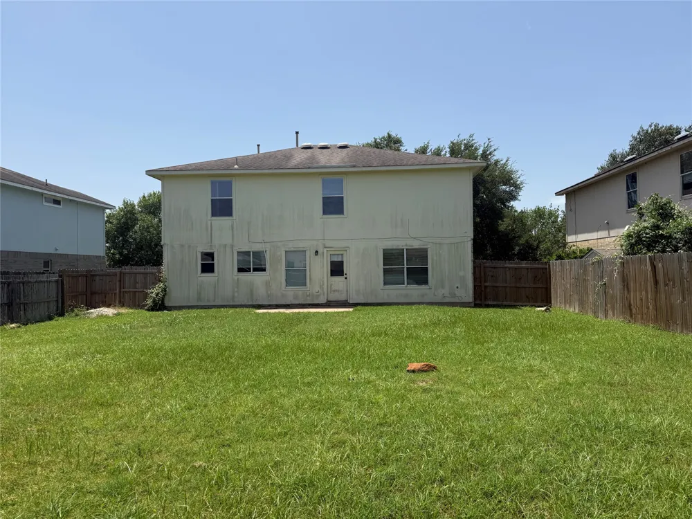 113 Outfitter Drive Bastrop, TX 78602