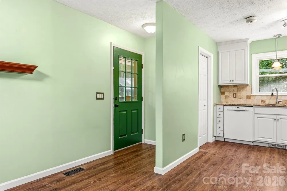 27 Unity Court Etowah, NC 28729